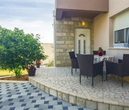 Apartamento Branko 2 *